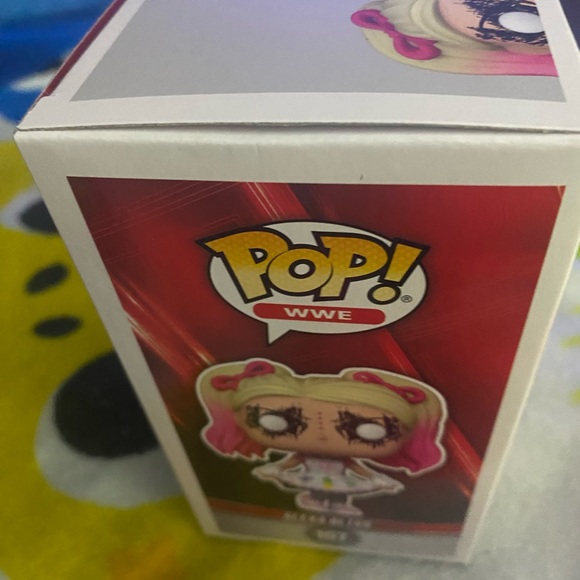 WWEs Alexa Bliss pop funko - Picture 3 of 5